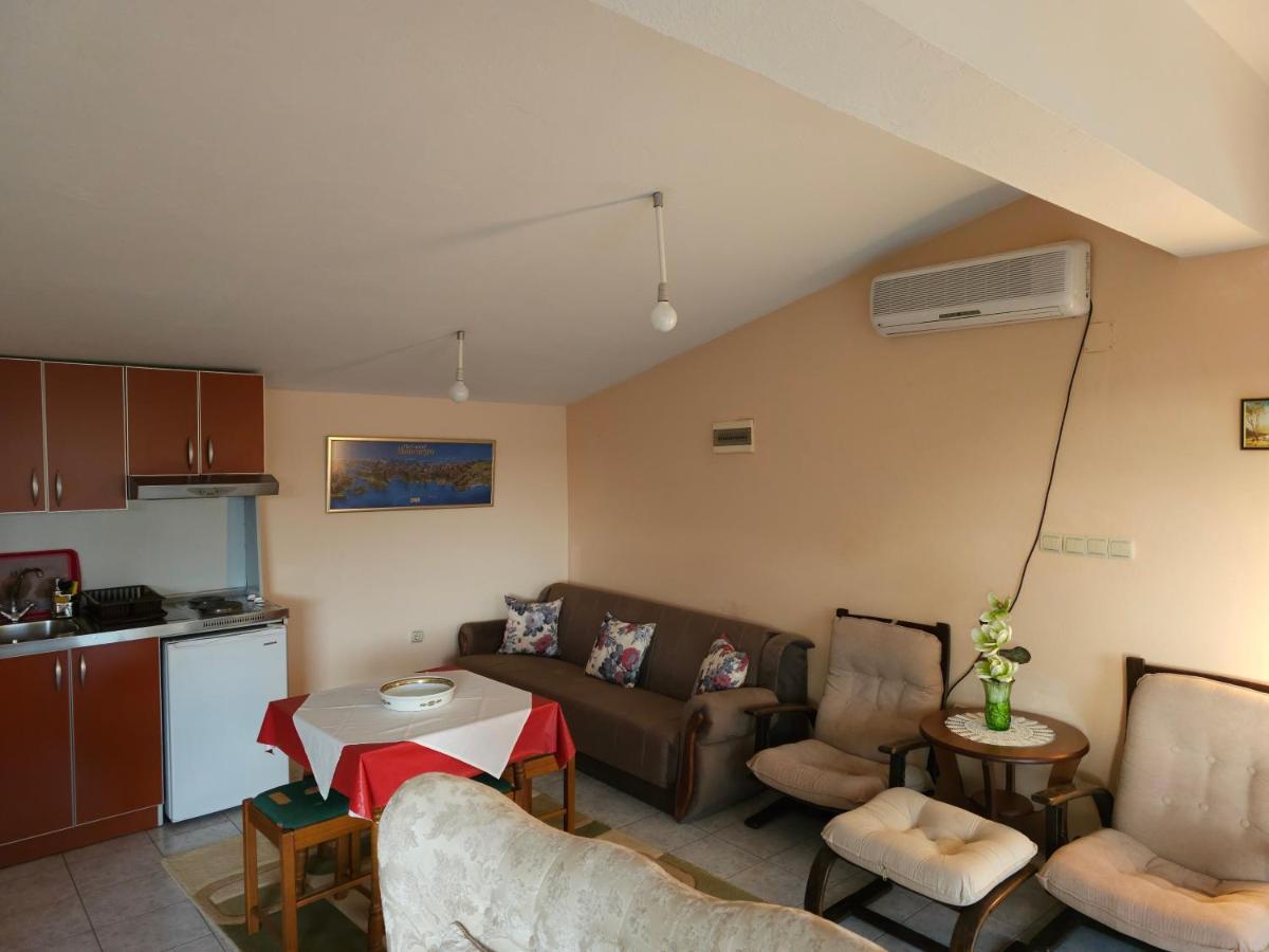 بار Apartment Odmor المظهر الخارجي الصورة